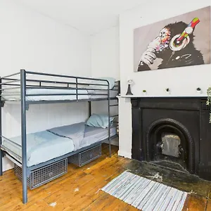 https://bunkhouse-cardiff.cardiffhotelswales.com